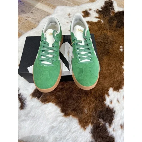 Adidas Green Suede Low-Top Sneakers Gum SoleMen's US 9.5New With Tags